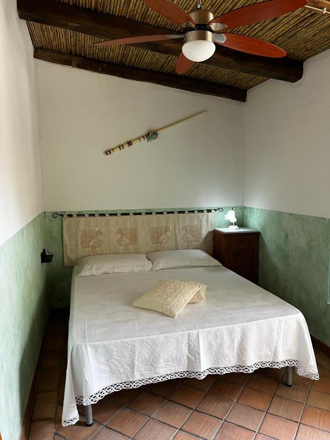 Graziosa Stanza Campidanese Su Terzu Guest House Oristano Exterior foto