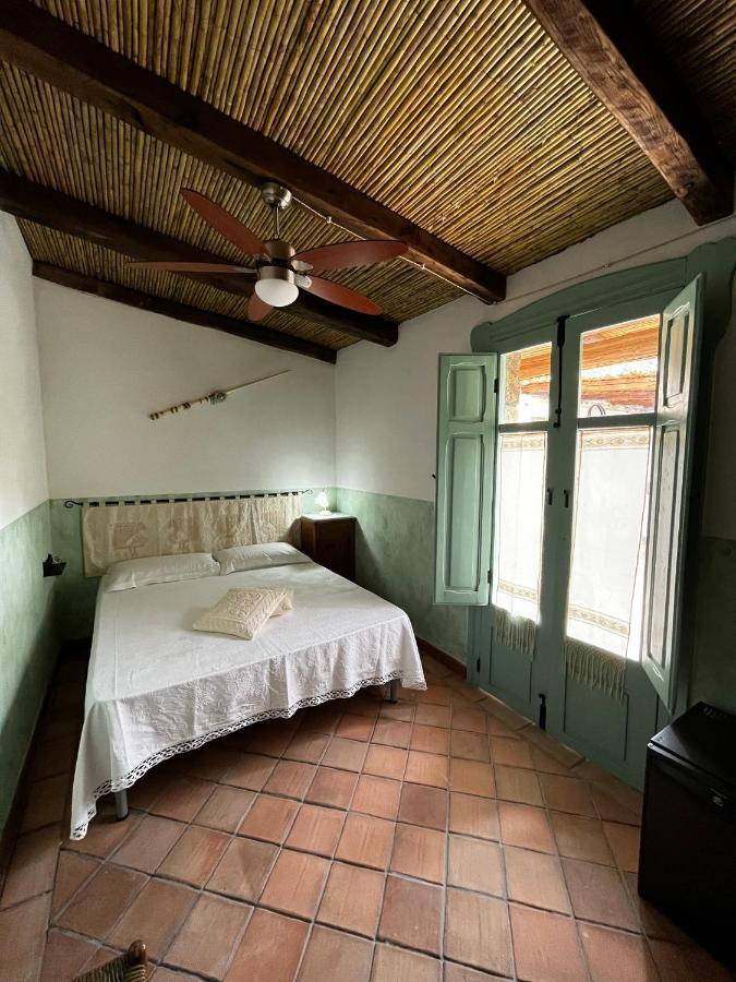Graziosa Stanza Campidanese Su Terzu Guest House Oristano Exterior foto