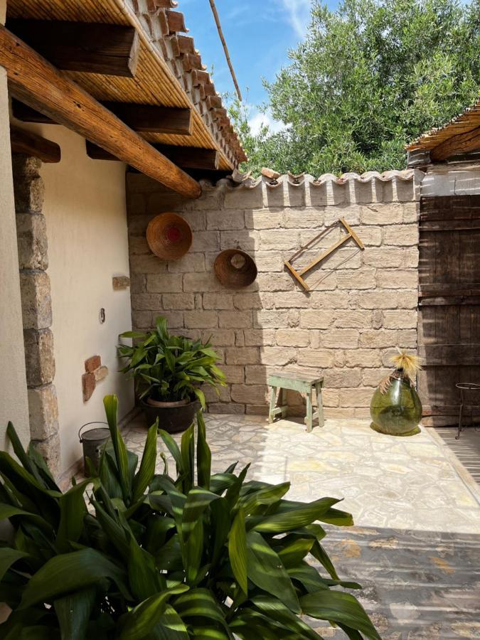Graziosa Stanza Campidanese Su Terzu Guest House Oristano Exterior foto